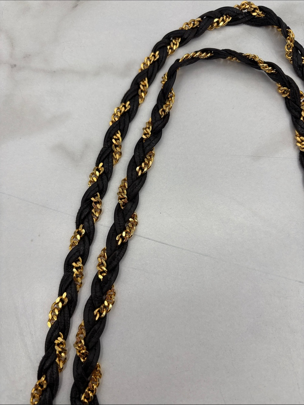 Vintage Bally Black Quilted Leather Shoulder Bag with Gold Chain Straps - Picture 8 of 8